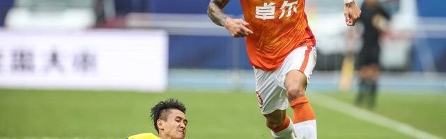 官方入口-李金羽依靠两大外援完成救赎 武汉长江走出四连败